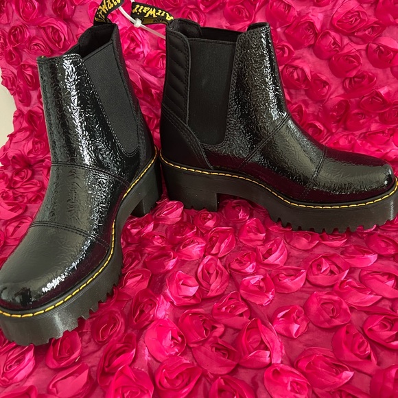 ROZALIE DISTRESSED PATENT HEELED CHELSEA BOOTS - Picture 7 of 10